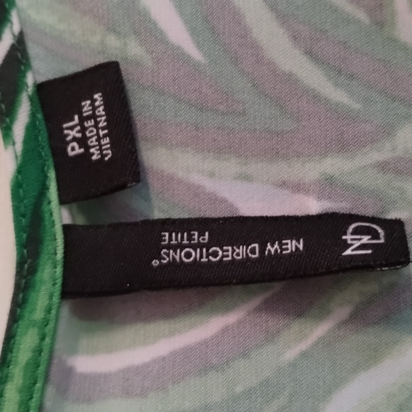 Crochet Etched Tank Top NWOT - Picture 3 of 6